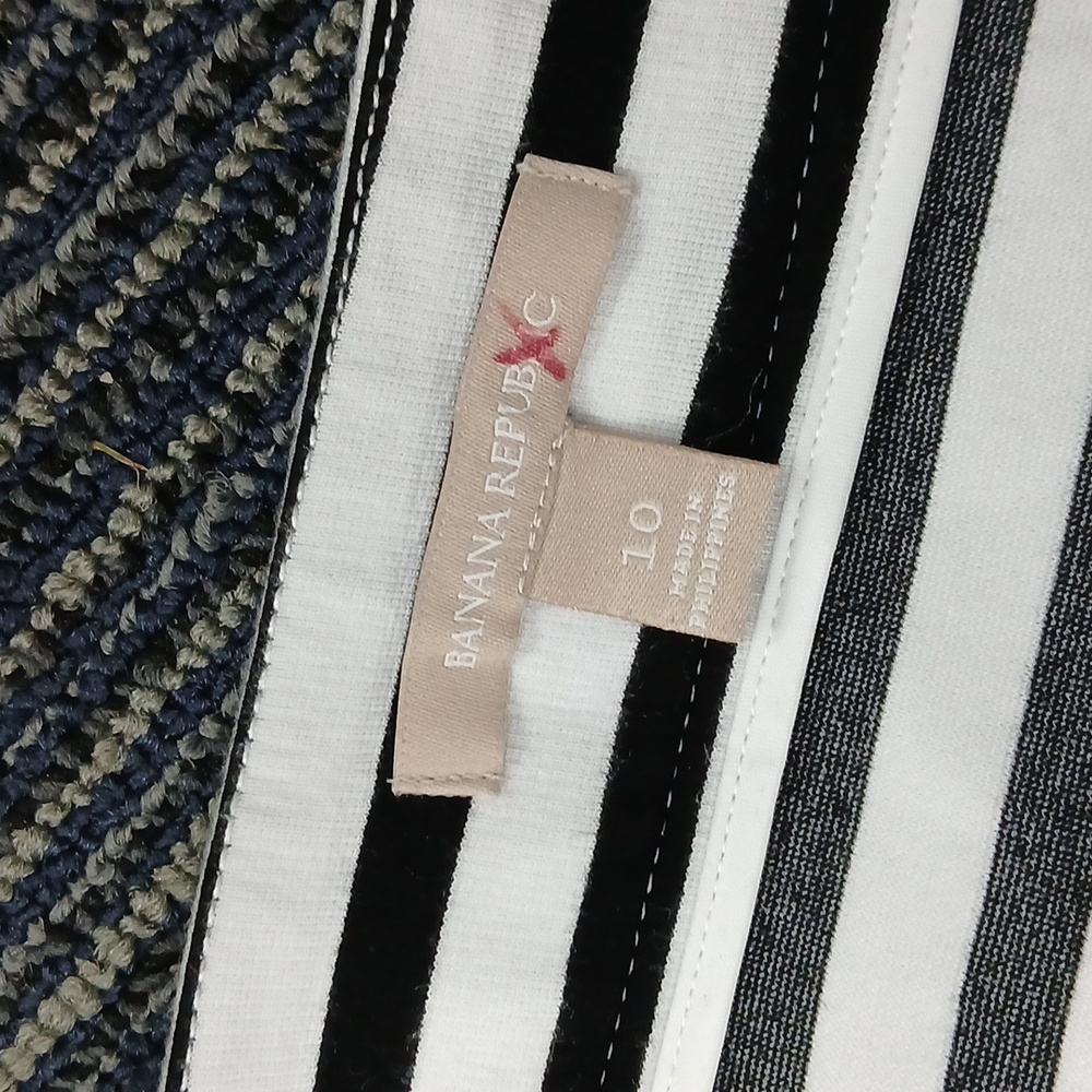 Banana Republic skirt Black White Striped Size 10 - Picture 5 of 5